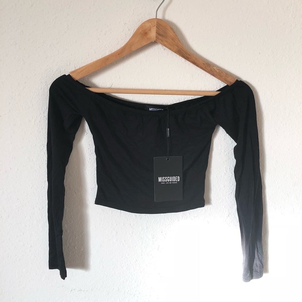 NWT!! Long sleeve Missguided crop top.